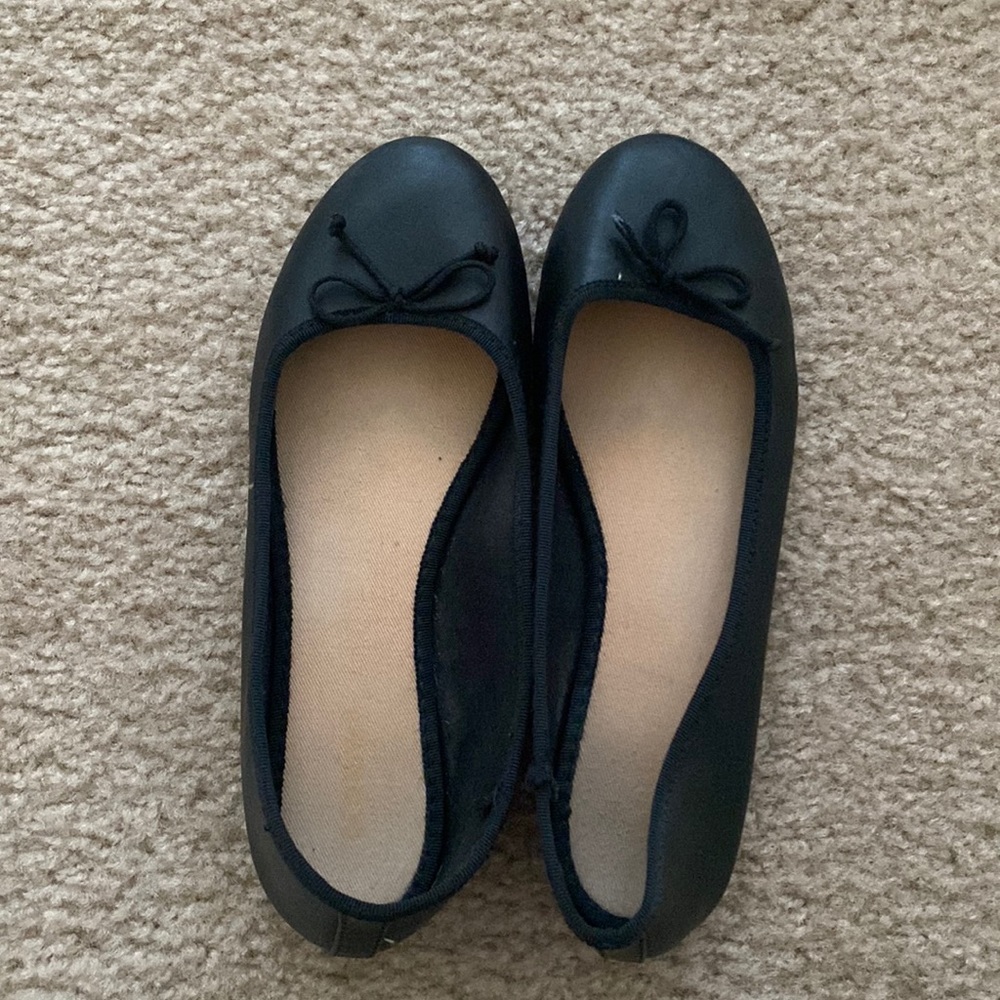 Ballet flats